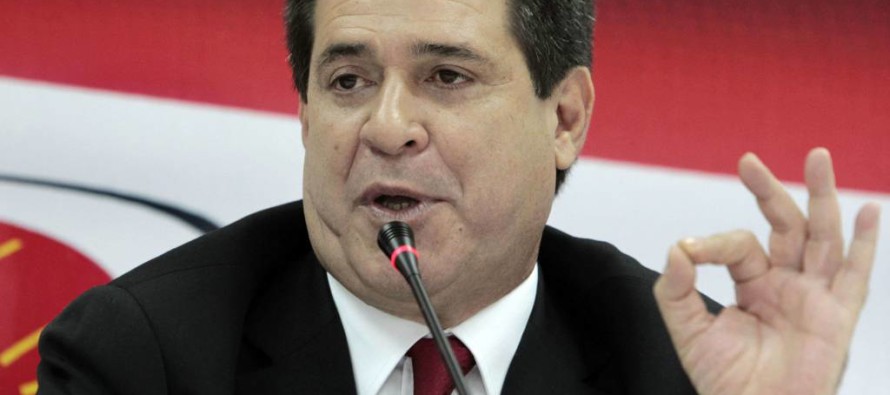 Carrillo: «El Presidente Cartes conspiró contra los partidos de oposición»