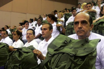 El Gobierno de Argentina inhabilita a 380 médicos cubanos