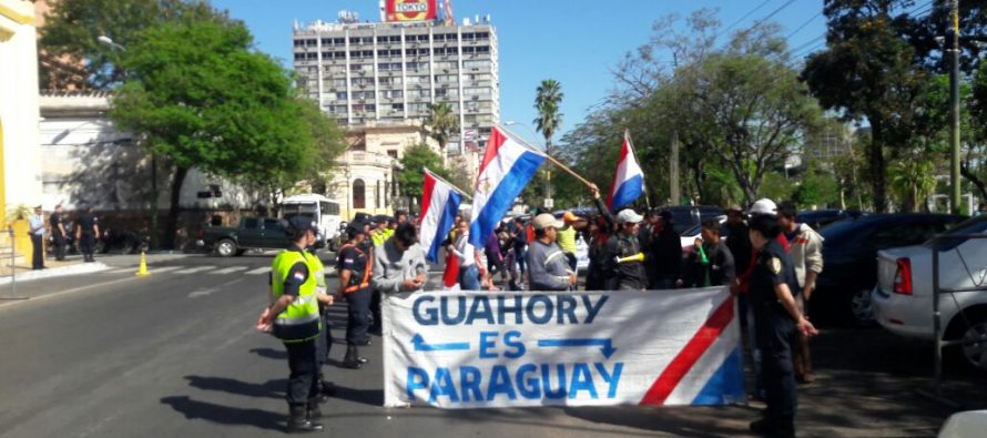 Brasileños son los invasores en Guahory, según legislador