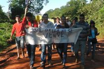 En Luz Bella protestan contra avance de los sojeros brasileños