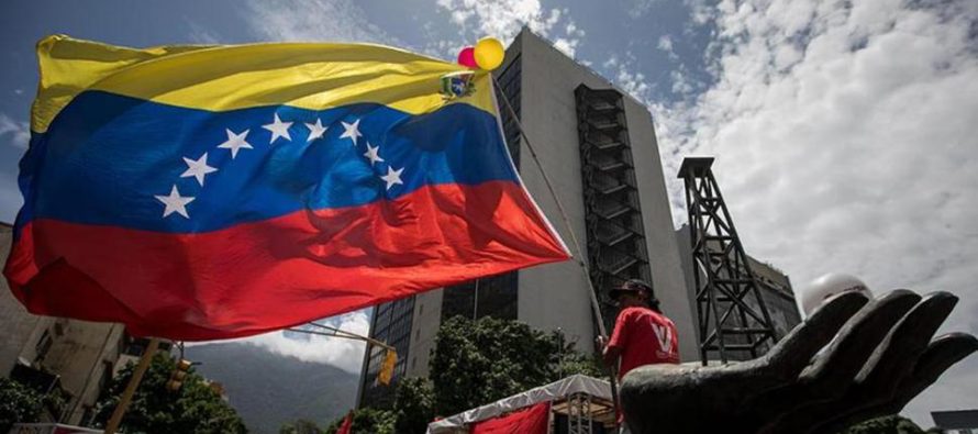 En Venezuela rechazan injerencia grosera externa en comicios